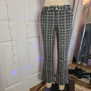 Grey & Pink Plaid Kick Crop Styled Denim